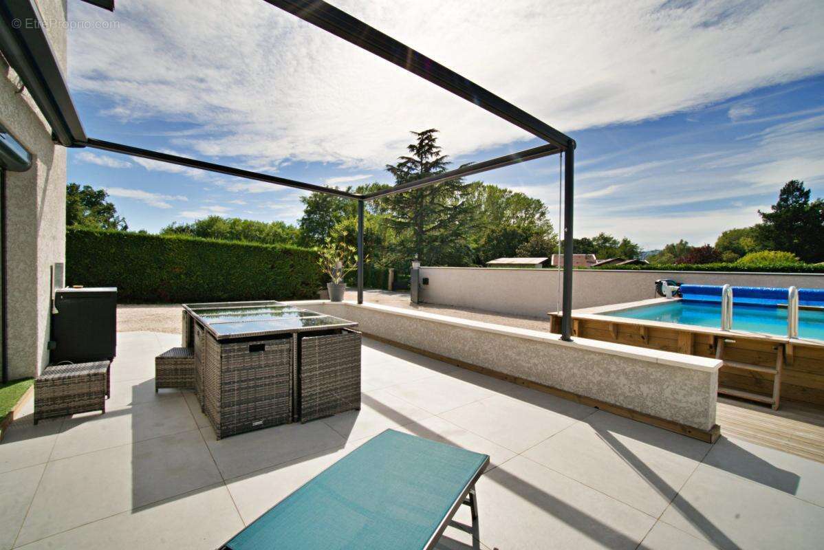 Maison à MESSIMY-SUR-SAONE