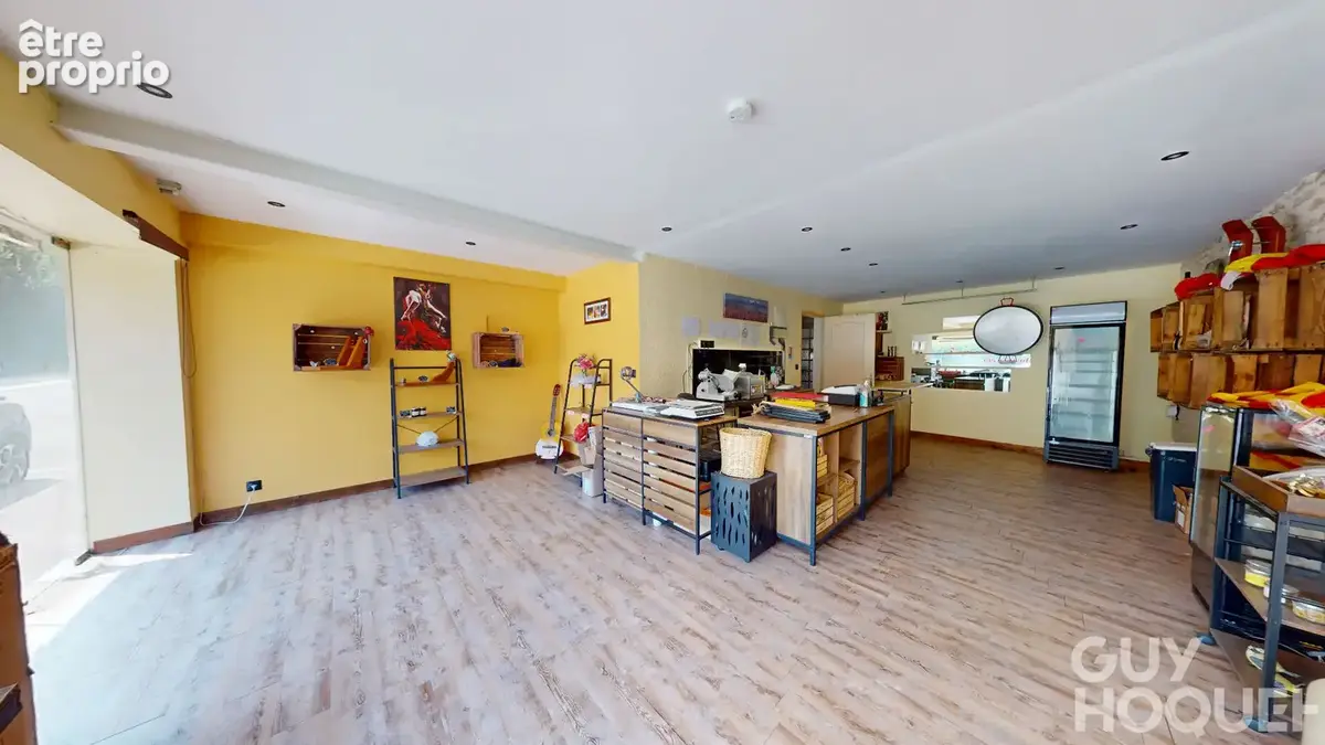 Maison à Hagetmau, 4 chambres avec local, annexe, garage et jardin - photo 2