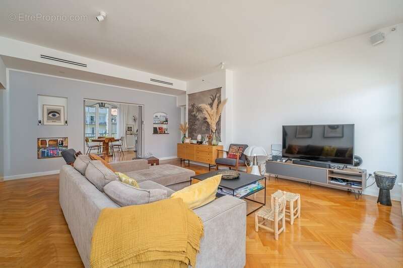 Appartement à MARSEILLE-8E
