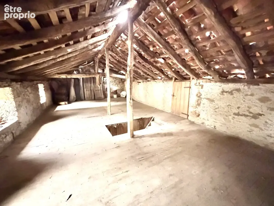 Ensemble immobilier avec deux maisons et nombreuses dépendances - photo 15
