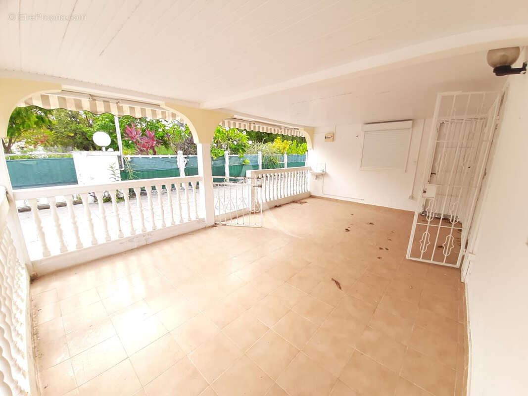 Maison à LA TRINITE