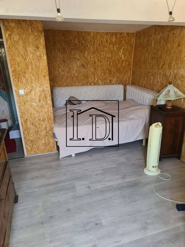 Chambre - Maison à VILLEGAILHENC