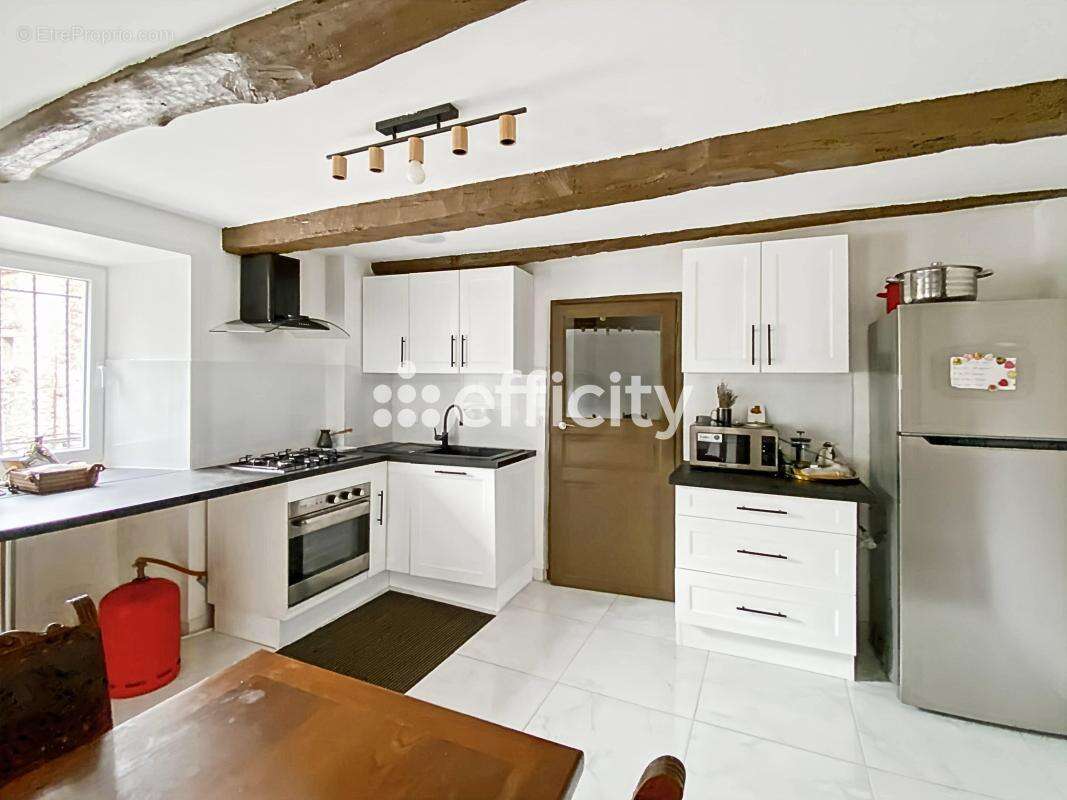 Maison à ROQUEFORT-SUR-SOULZON