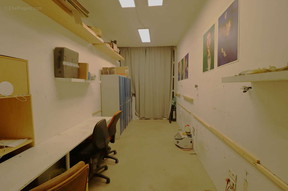 Commerce à PARIS-11E