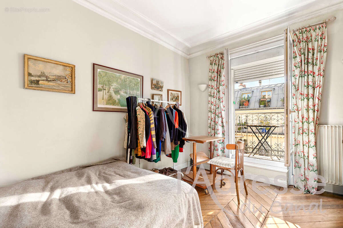 Appartement à PARIS-10E