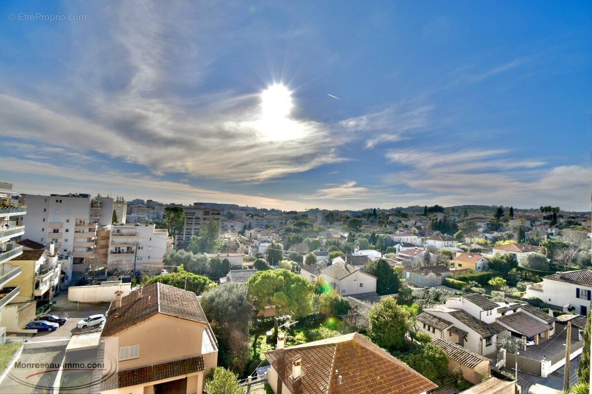Appartement à LE CANNET