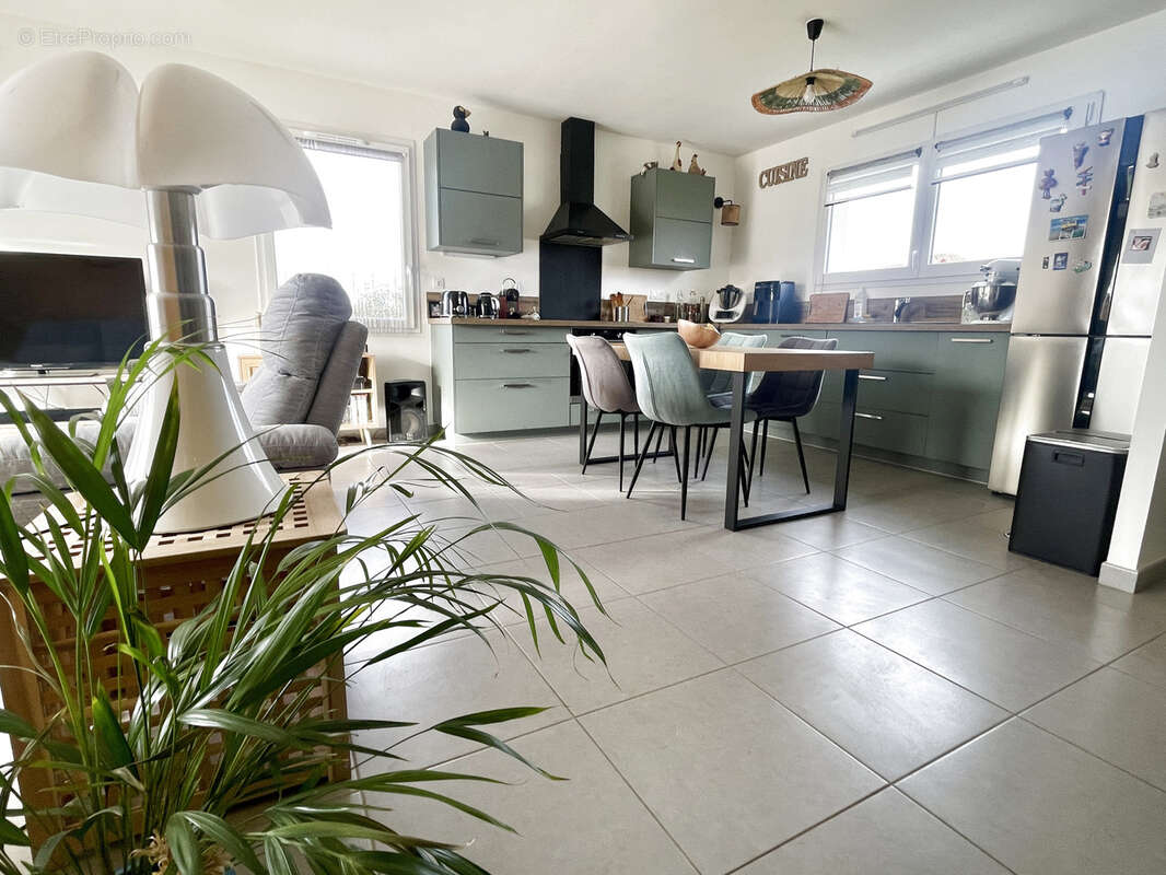 Maison à LAMONZIE-SAINT-MARTIN