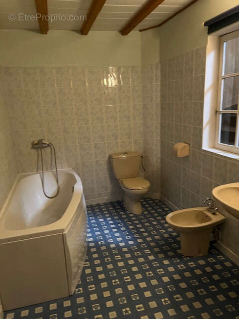 Au centre ville de nerac belle maison en pierre - photo 7