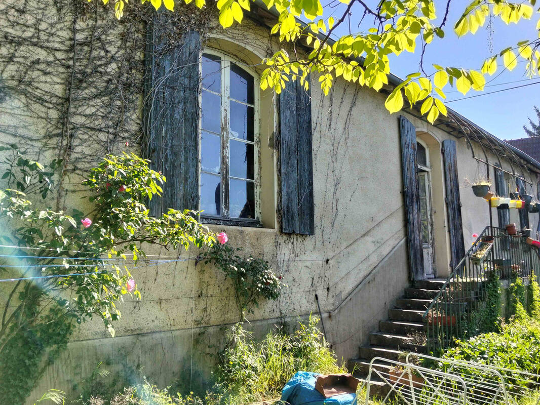 Maison à SAINT-LEGER-DES-VIGNES