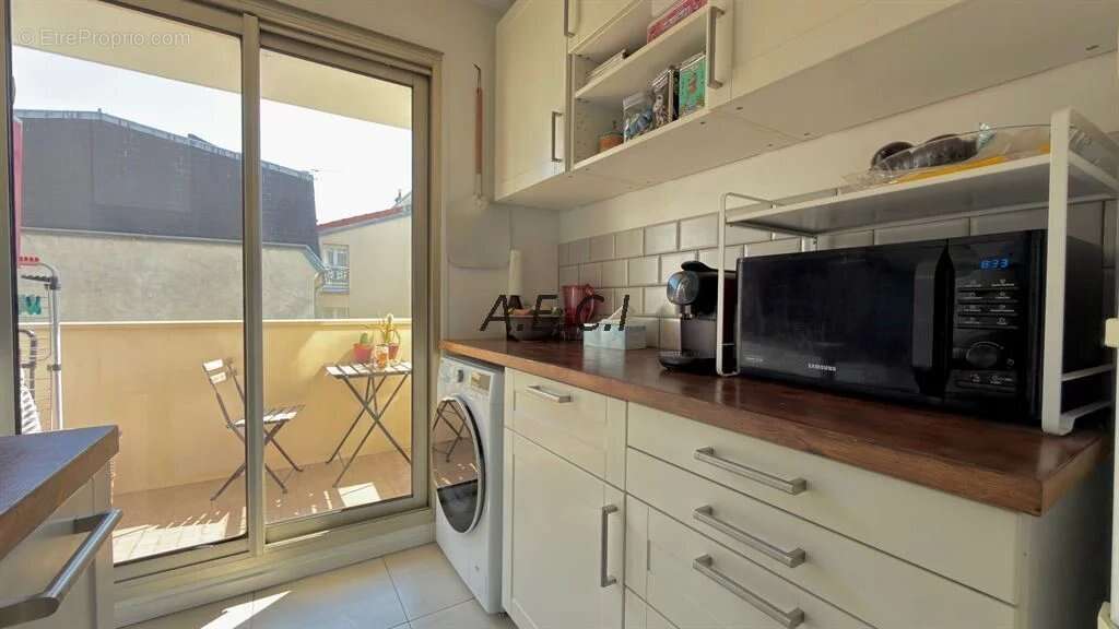Appartement à ASNIERES-SUR-SEINE