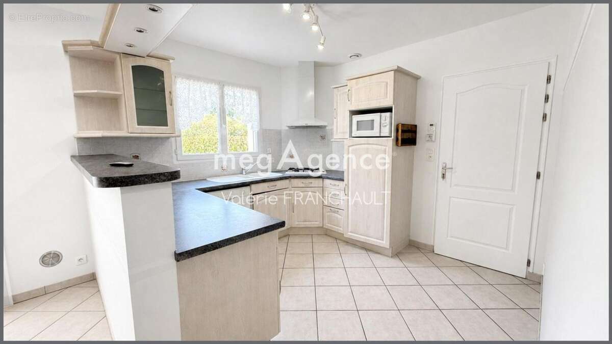 Mareuil sur Lay Dissais, maison de plain-pied, de 96M2 sur une parcelle d'environ 617M2 - photo 3
