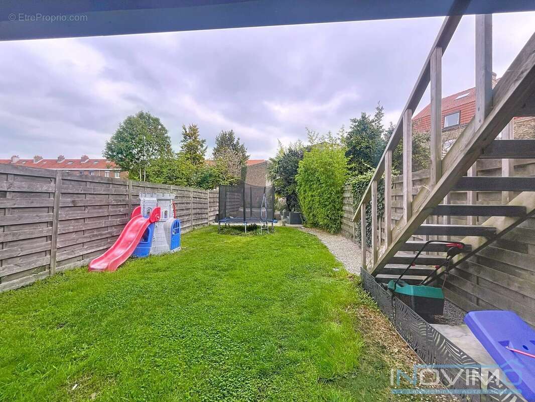 Maison à COUDEKERQUE-BRANCHE