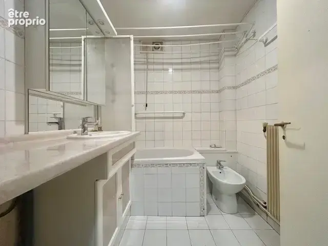 Saint-Michel-sur-Orge - REZ-DE-VILLA de type F6 - Résidence Villagexpo - 134 M2 HAB - 4 CHAMBRES - photo 15