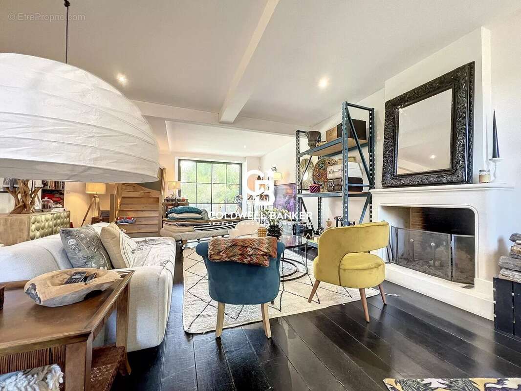 Maison à SAINTE-SOULLE