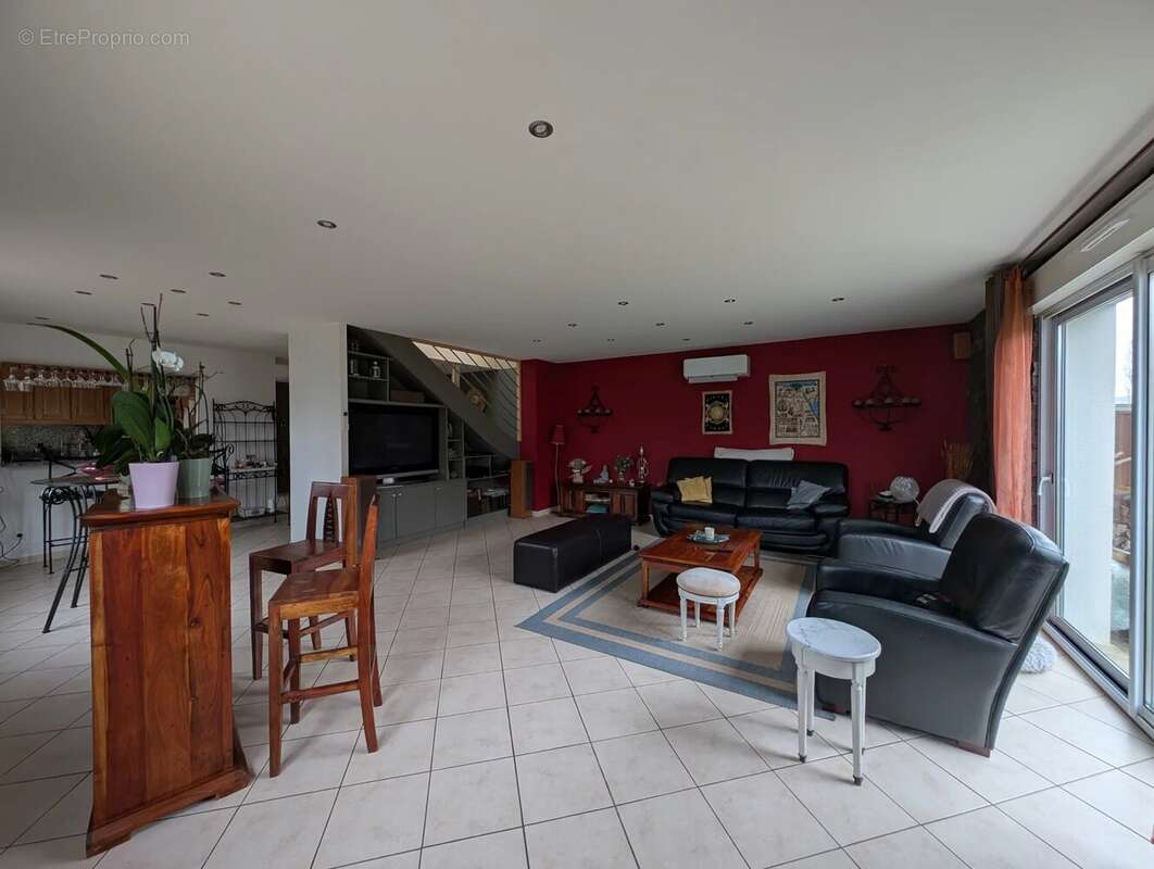 Maison à BAZAINVILLE