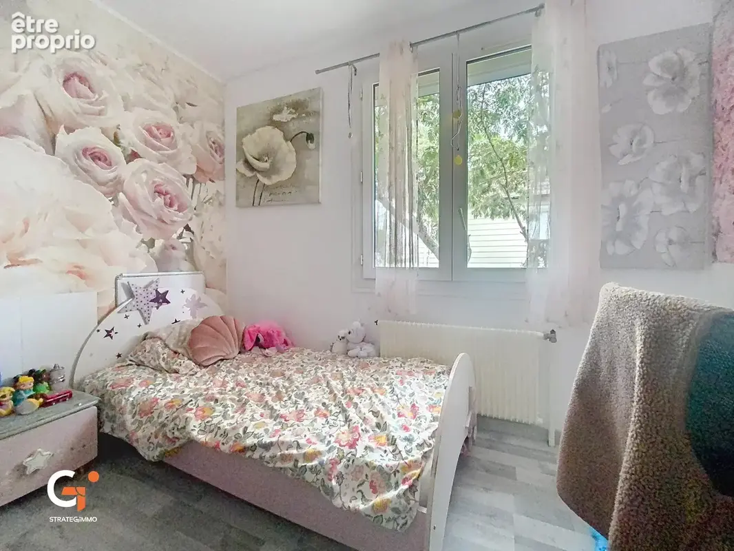 Maison de Plain Pied -  98 m² - 537m² de Terrain  - Oissel - Sur - Seine - photo 12
