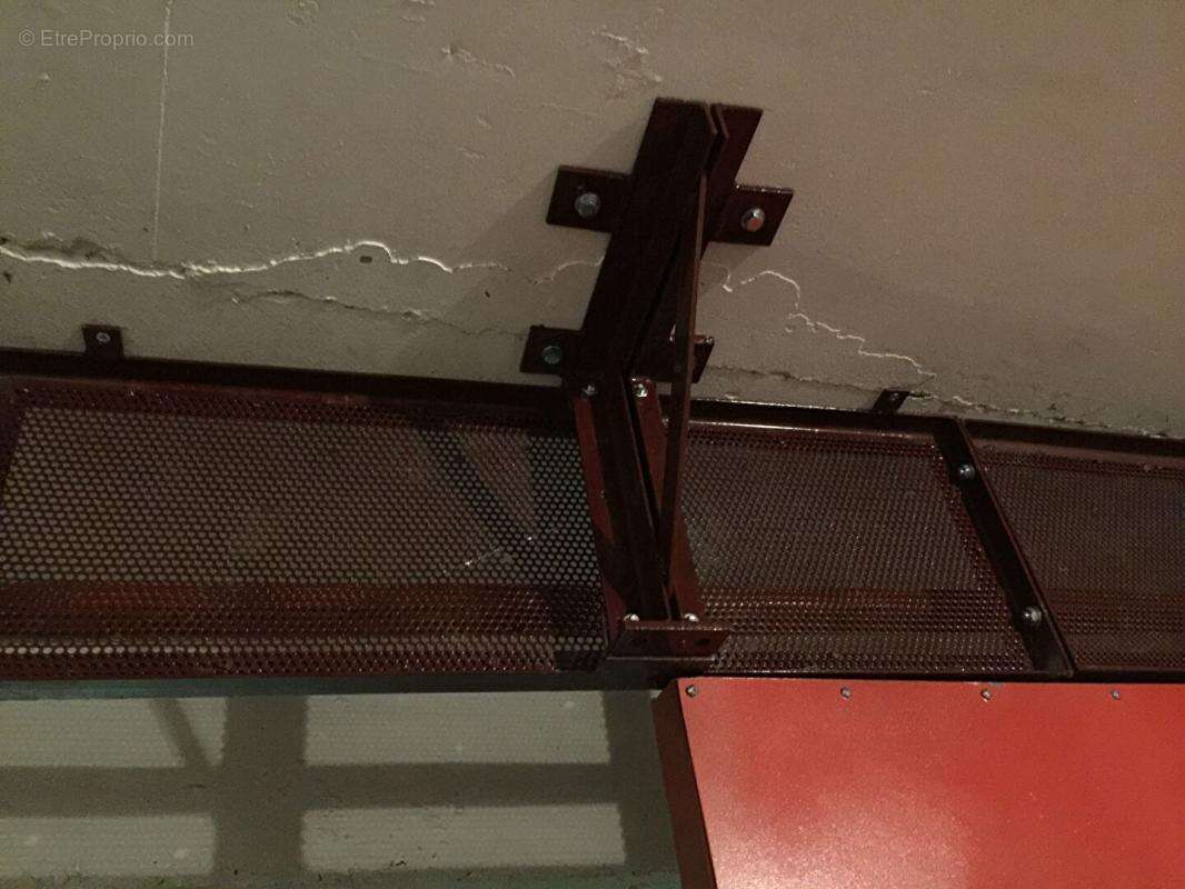 Parking à PARIS-15E