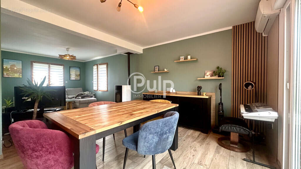 Maison à AIX-NOULETTE