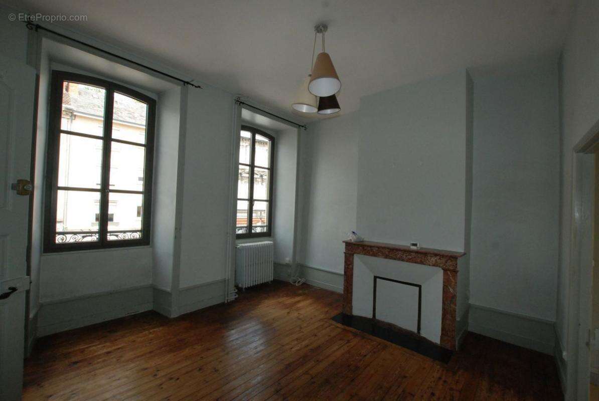 Commerce à SOUILLAC