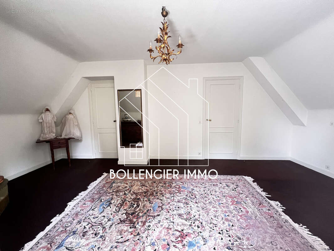 Maison à SAINT-FLORIS