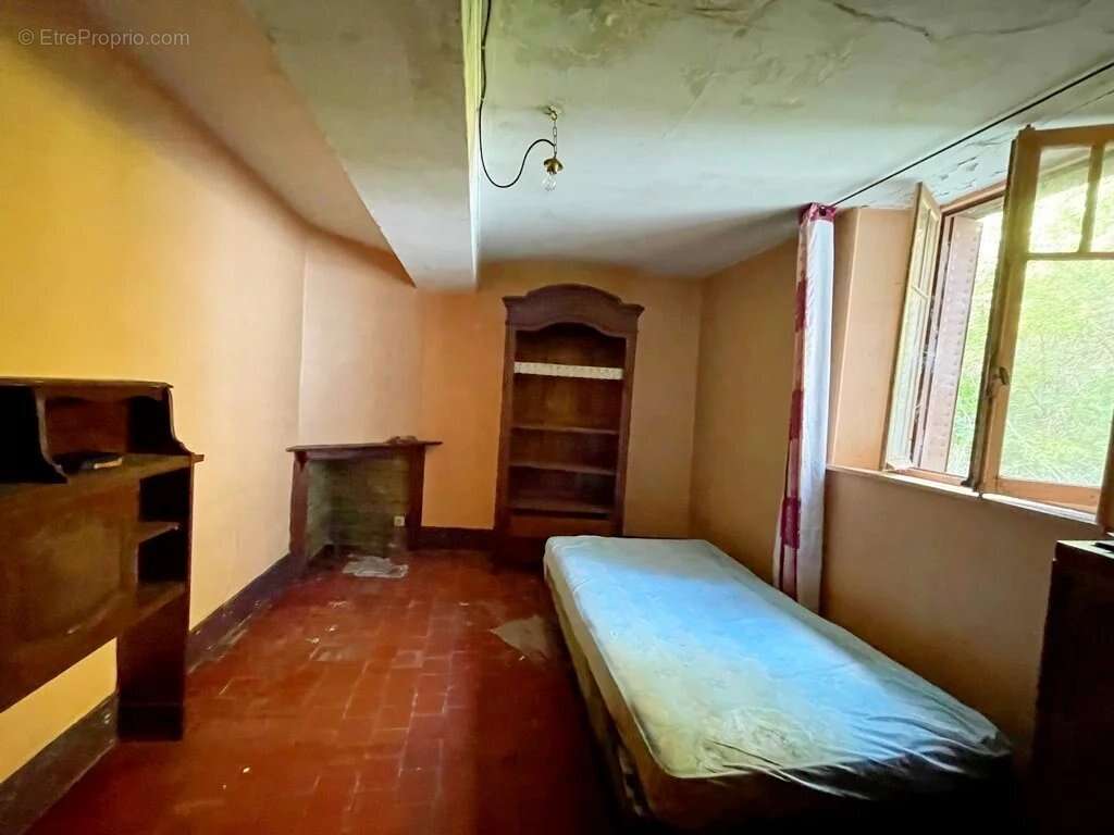 Maison à MOUX-EN-MORVAN