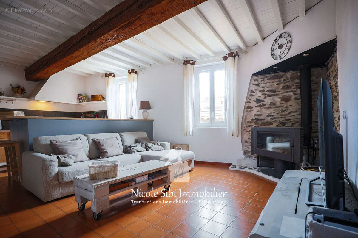 Maison à CORBERE