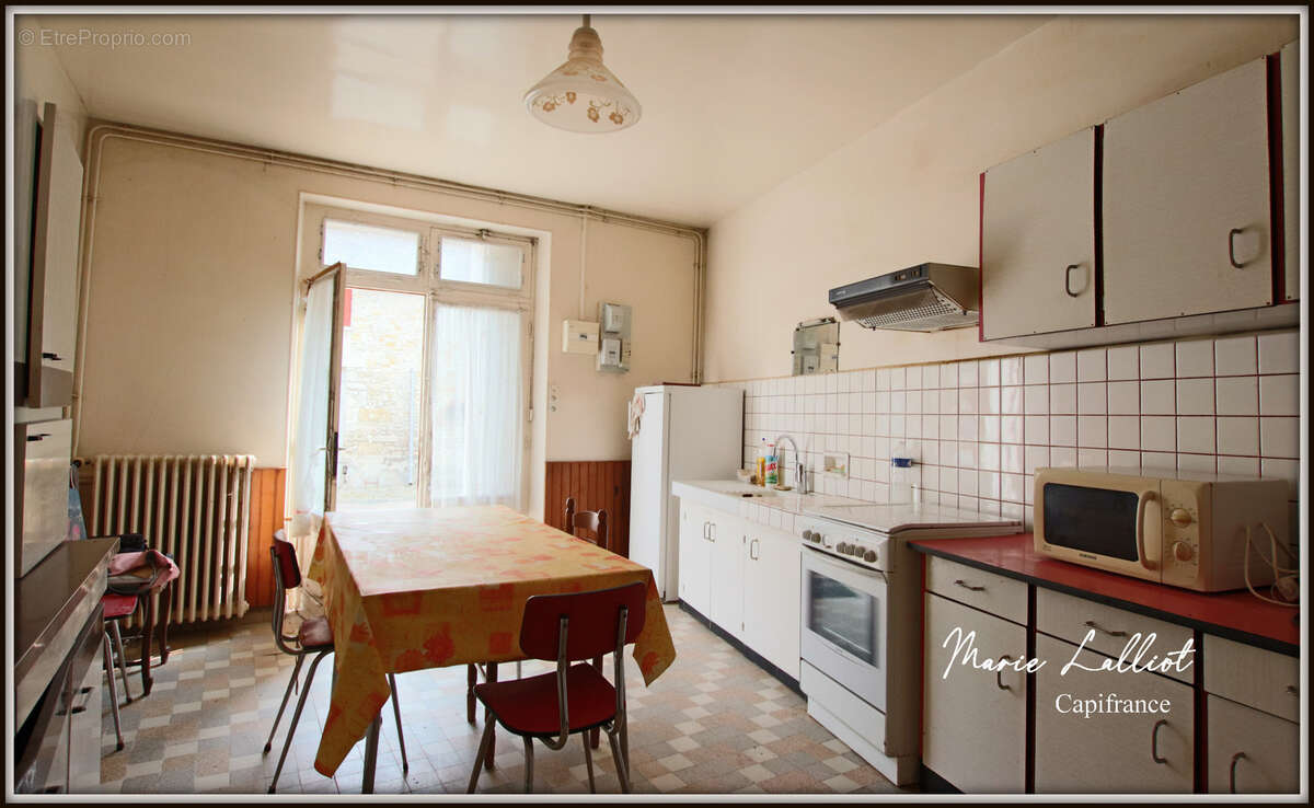 Corps de Ferme à vendre 9 pièces LA NEUVILLE SUR ESSONNE (45), Grange, Terrain Clos - photo 7