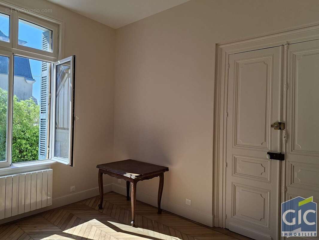Appartement à TROUVILLE-SUR-MER