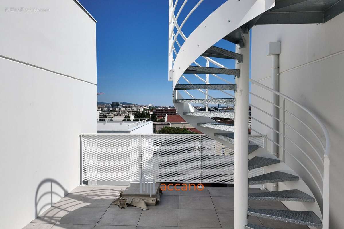 Appartement à LYON-7E