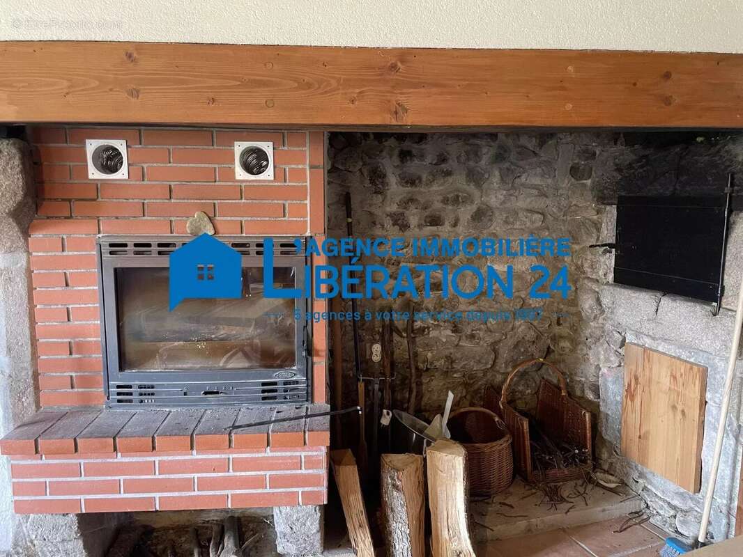 Maison à CRAPONNE-SUR-ARZON