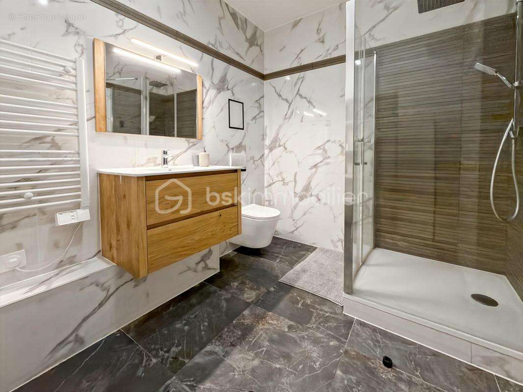 Appartement PRESTIGE F4/F5 Rive droite 113 m2  - 4 chambres - cave et parkings - photo 6