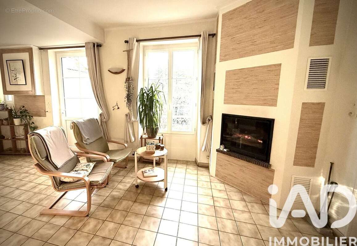 Photo 5 - Maison à MELLE
