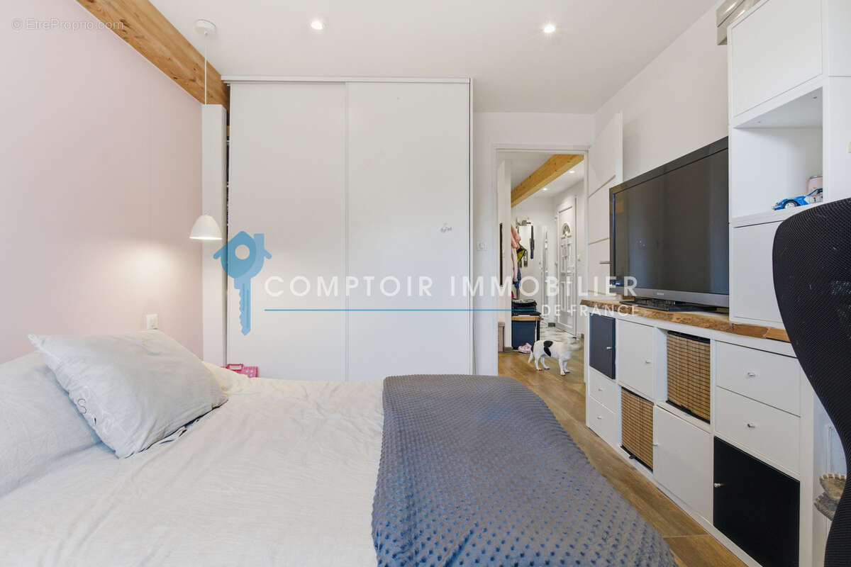 Appartement à RIVES