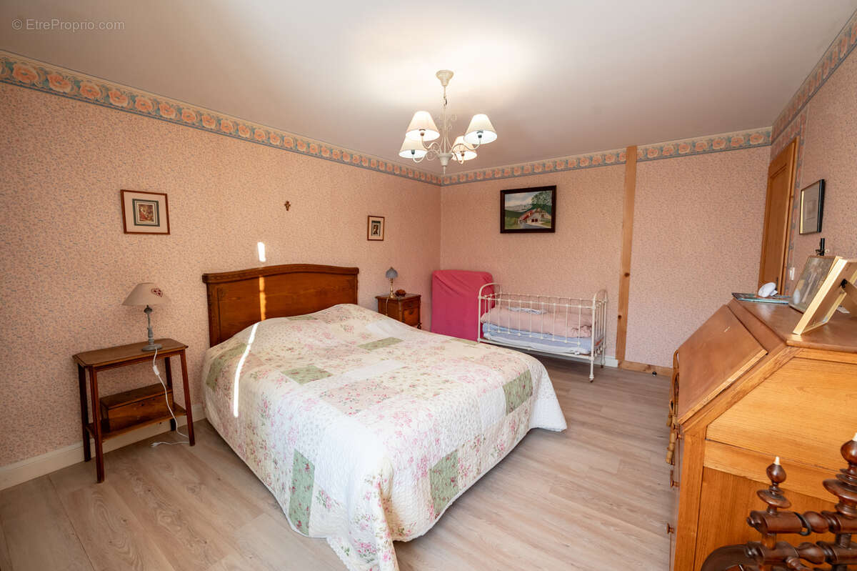 Appartement à JOUGNE