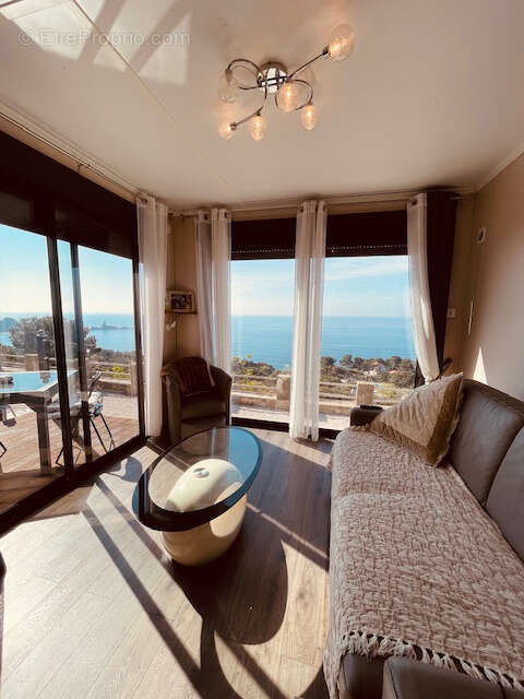 Maison à SAINT-RAPHAEL