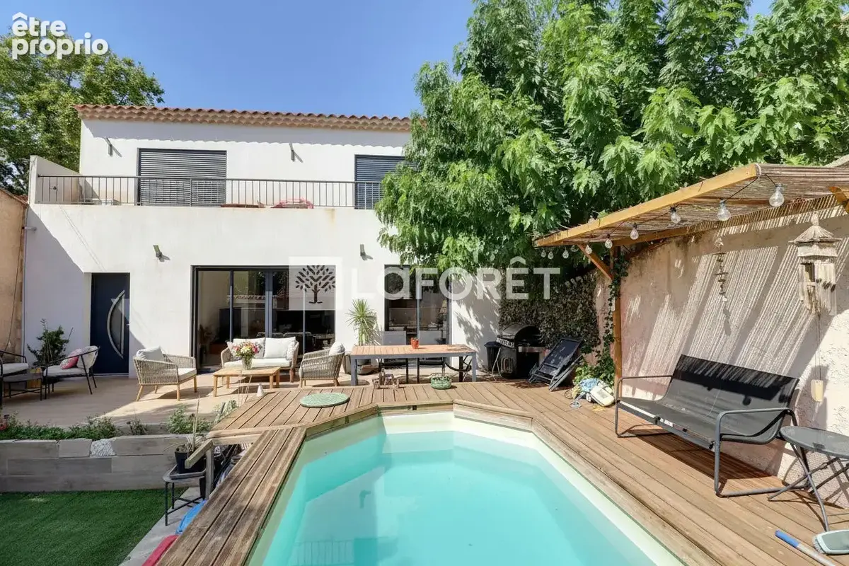 Photo Maison à Puget-Ville au prix de 416 000€
