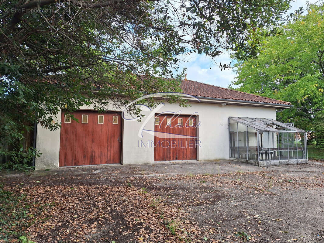 Maison à LA LANDE-DE-FRONSAC