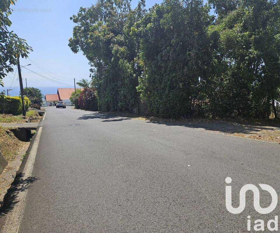 Photo 1 - Terrain à SAINT-DENIS