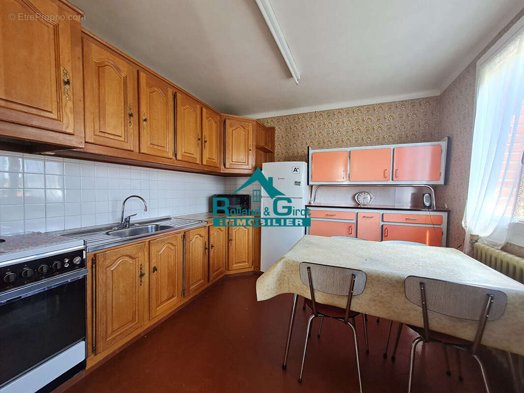 Maison à SAINT-BRICE-EN-COGLES