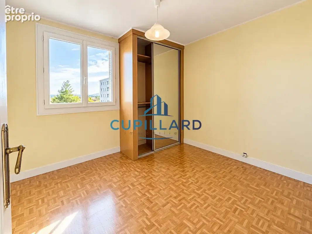 ROANNE   Appartement de 60 m2 avec balcon, cave et garage   EXCLUSIVITÉ - photo 5