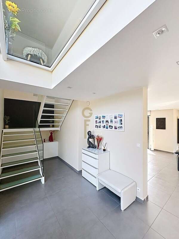 Maison 255 m² à Santes  - photo 7
