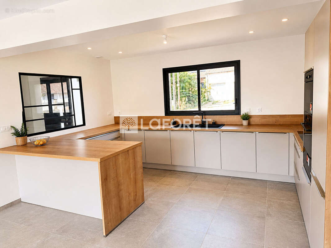 Maison Campagne Les Hesdin 7 pièce(s) 151 m2 - photo 2