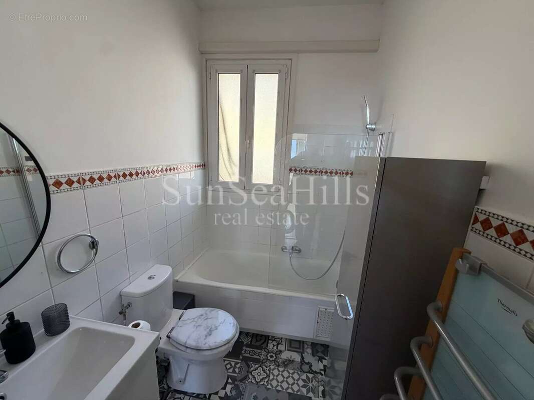 Appartement à LA TURBIE