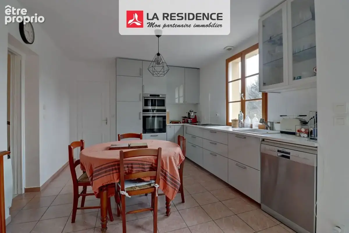 Maison 170 m² à Mareil-Sur-Mauldre  - photo 3