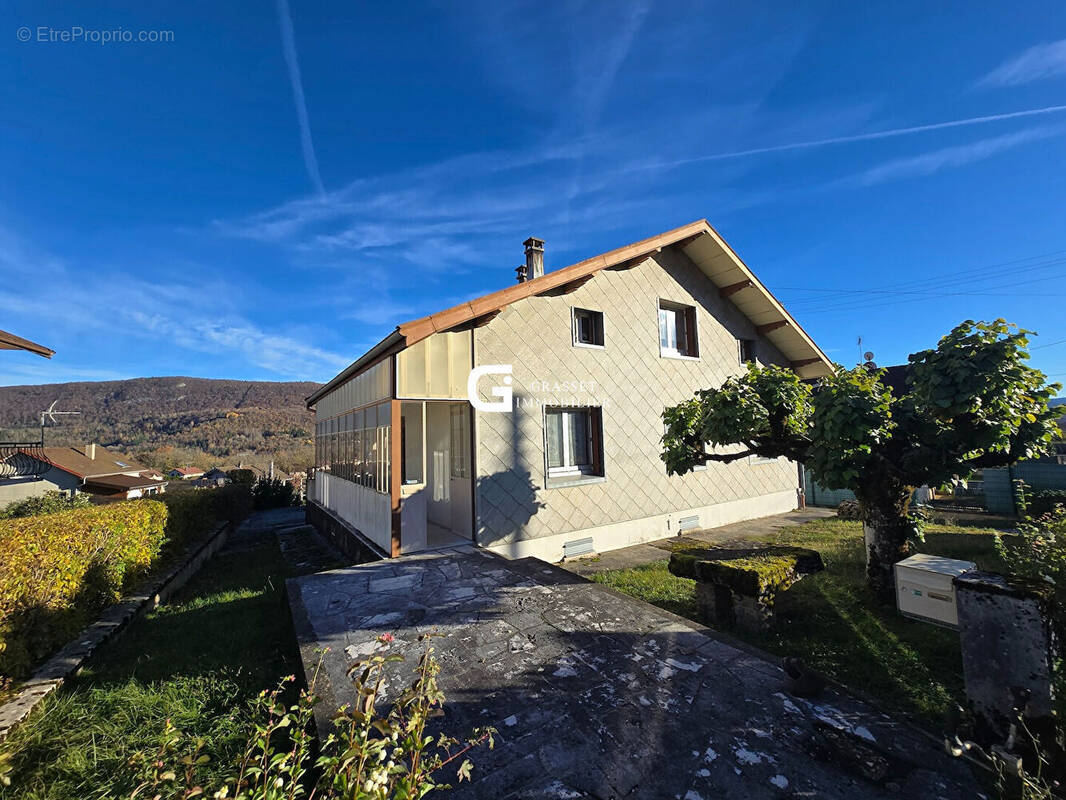 Maison à SAINT-LUPICIN