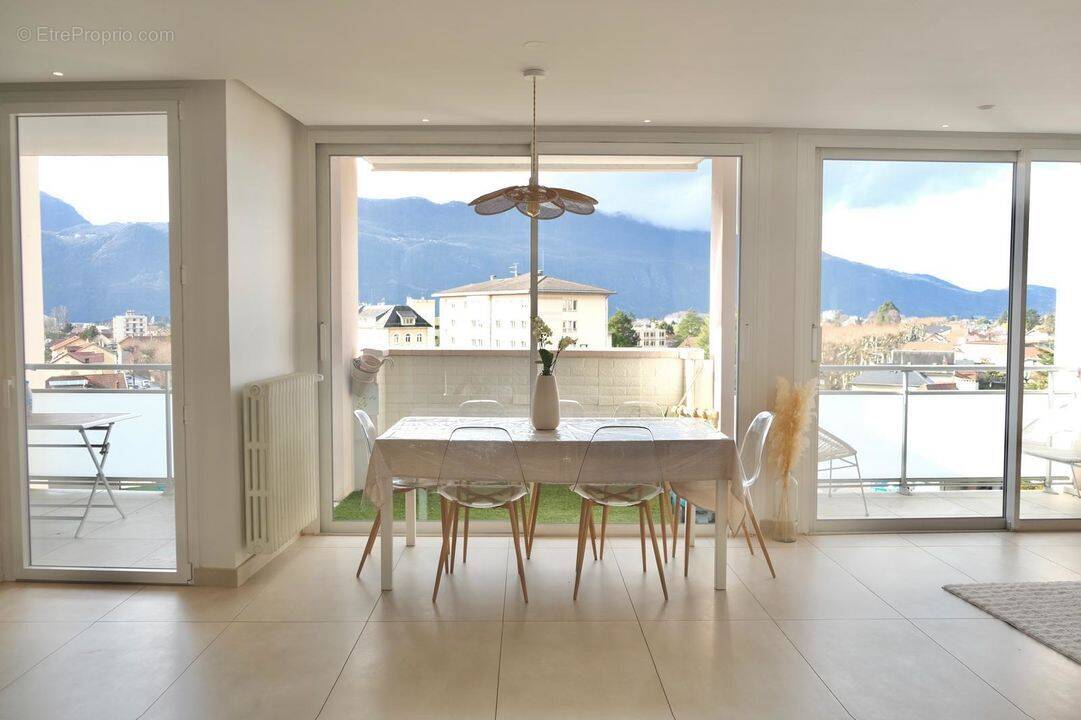 Appartement à AIX-LES-BAINS