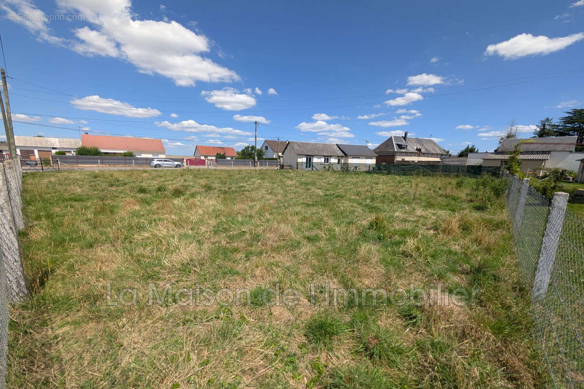 Terrain 733 m² à Hectomare  - photo 2