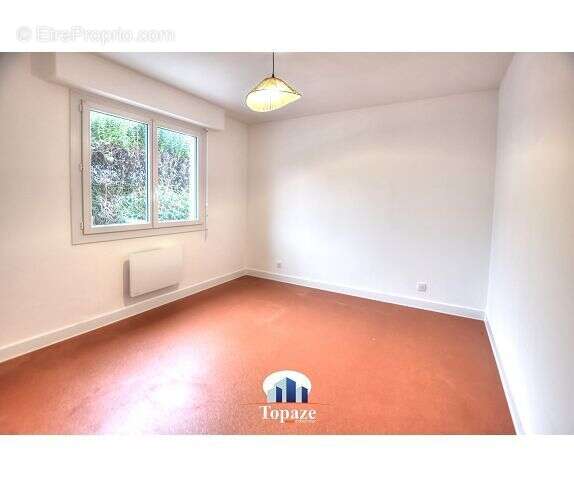 Commerce 59 m² à Frejus  - photo 6