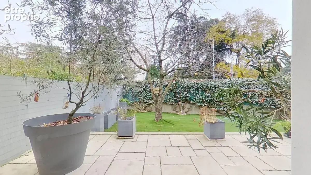 Maison 5 pièces 141 m² à vendre à Bron (69500) - photo 3