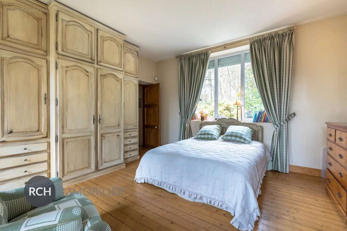 Maison à MONTFORT-L'AMAURY